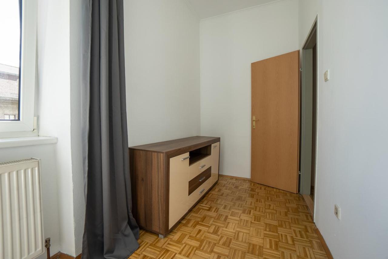 Two Bedrooms Family *