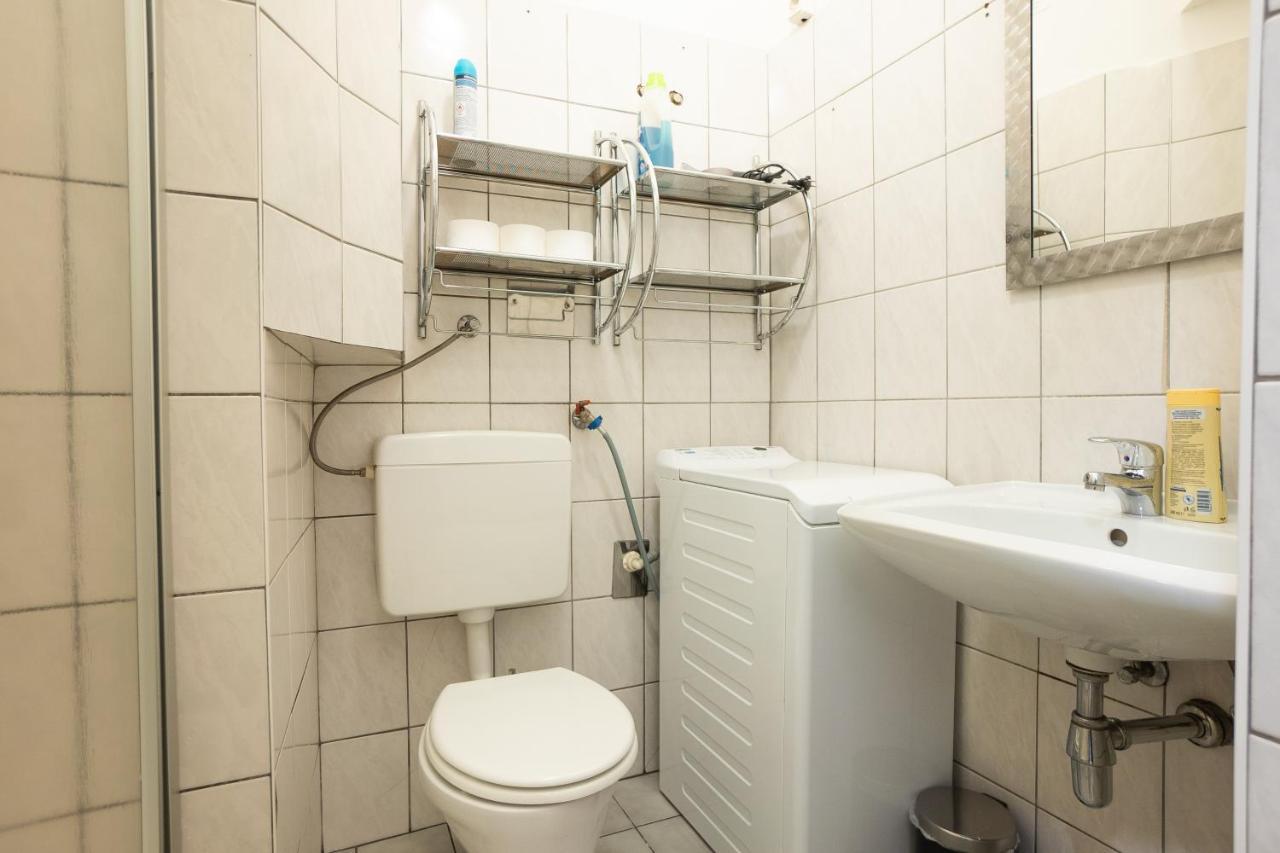 Two Bedrooms Family Apartment *